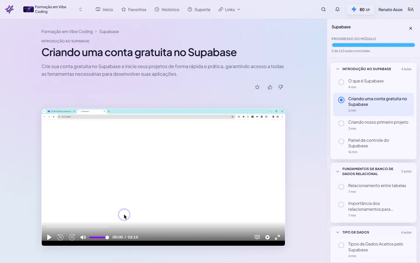 Exemplo de aula do módulo Supabase mostrando o player de vídeo e o conteúdo escrito ao lado.